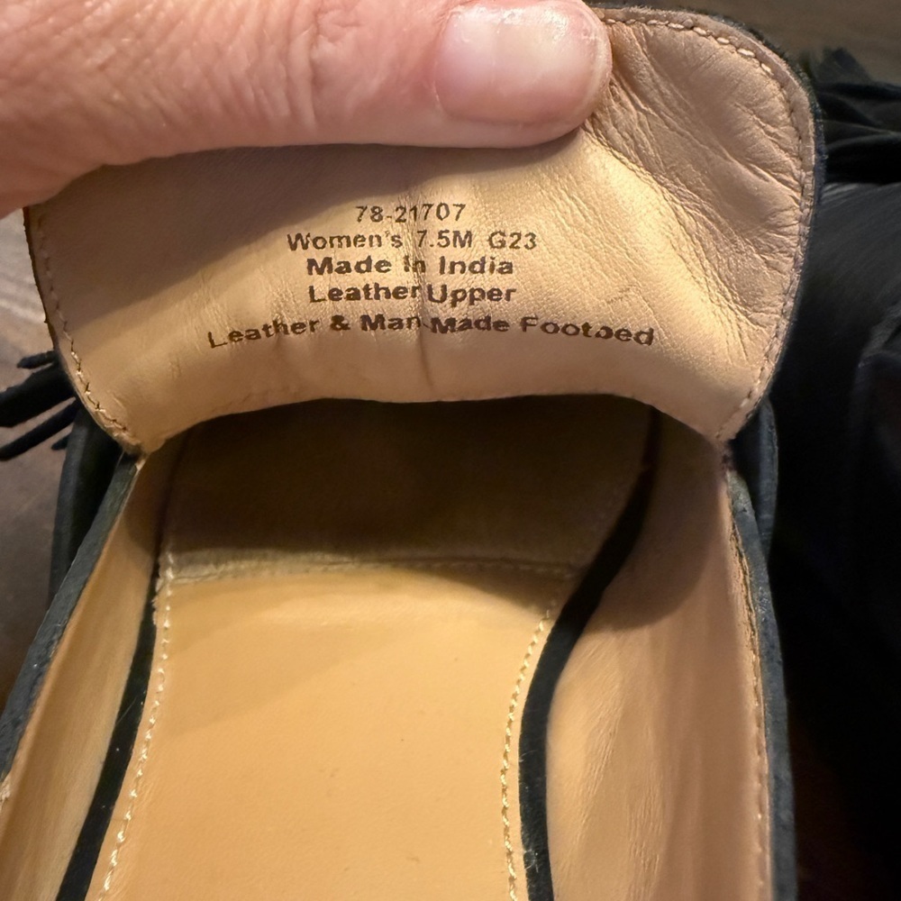 Johnston & Murphy Alice Fringe Mule Black Calfskin - Picture 4 of 5